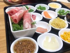 -妈妈故事米线(市府恒隆店)