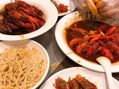 -龙巢盱眙龙虾·牛蛙·烧烤宵夜(八卦岭店)
