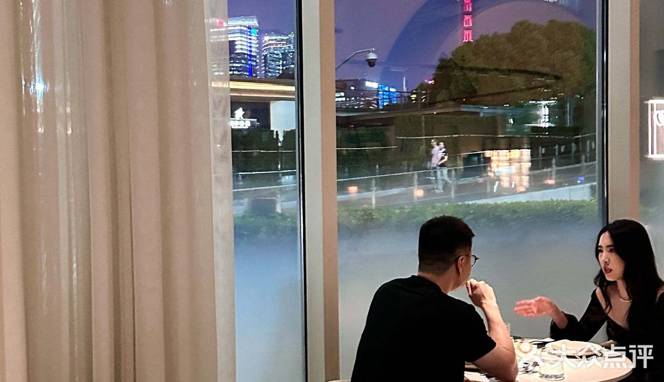 上海！好美！！但分手饭… 