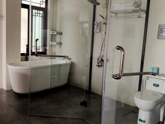 -麓舍全景太湖温泉别墅团建拓展会议亲子