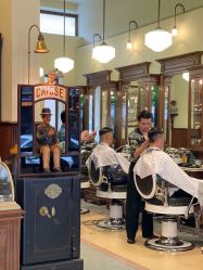 -IMUSE BARBER SHOP