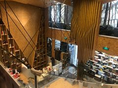 -新华里咖啡书吧(新华书店小寨店)