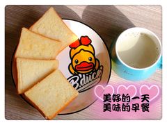 -奈雪的茶(百盛店)