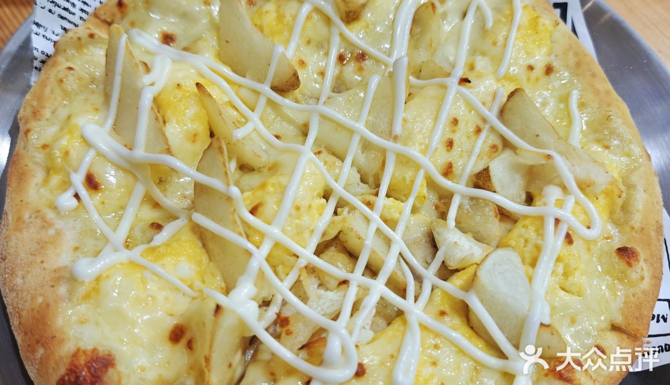 经常点外卖 第1次来店里🍕吃新鲜热乎的