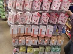 -名创优品(海珠乐峰广场店)