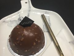 -UNI UNI(环亚凯瑟琳店)