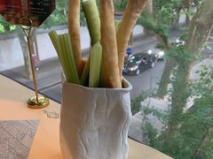 笔筒色拉-穹六人间 people 6(岳阳路店)