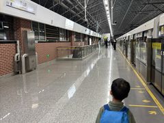 -宝山路(地铁站)