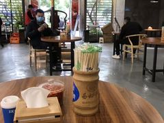 大堂-易裕和·长沙米粉(友谊路店)