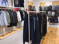 -hotwind热风(世纪东方广场店)