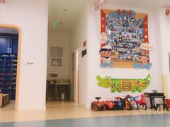 -戊辰亲子游泳俱乐部