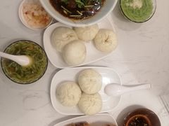 -李与白包子铺(桐梓林店)