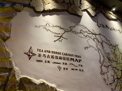 -老牌坊云南鱼豆花火锅(爱建店)