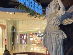 -暴风岛沉浸式体验馆(百联世纪店)