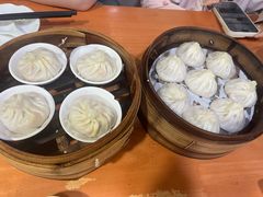 -莱莱小笼·乔艾