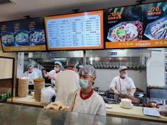 -闫家驴肉老店(华电一校店)