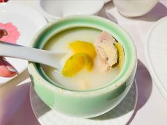 霸王花炖老鸡汤-蟹榭(静安寺晶品商场店)