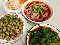 -杨记清芳牛肉拉面(京广路店)