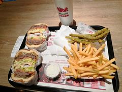 -The Habit Burger Grill 哈比特汉堡(复兴soho店)
