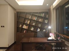 -上海银星皇冠假日酒店