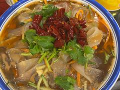 东北大拉皮-田家大院东北农家菜铁锅炖(西安总店)
