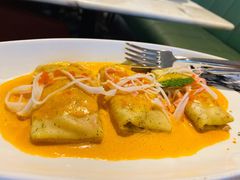 -港丽餐厅(高德置地店)