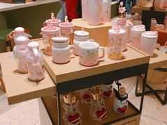零售区-星巴克臻选(广州太古汇店)