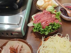 -黔有有贵州酸汤夺夺粉火锅(五味十字店)