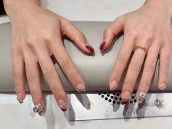 -丽心自助美甲美睫