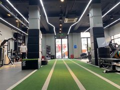 -Freedom Fitness私教健身俱乐部(徐虹北路店)