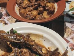 -黄泥岗·地道湖北菜(奥特莱斯店)