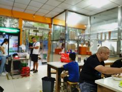 大堂-清真·方中山胡辣汤(兴华北街店)