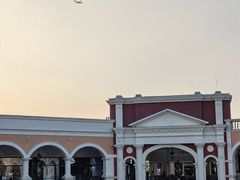 -佛罗伦萨小镇广佛名品奥特莱斯(疏港路店)