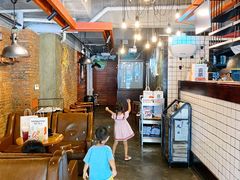 大堂-喜茶(东莞雍华庭店)