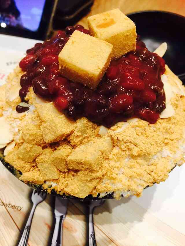 下雪的村庄(奥特莱斯店)