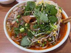 -啊墨江牛烂烀米线