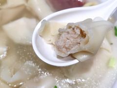 刀鱼馄饨-老半斋(福州路店)