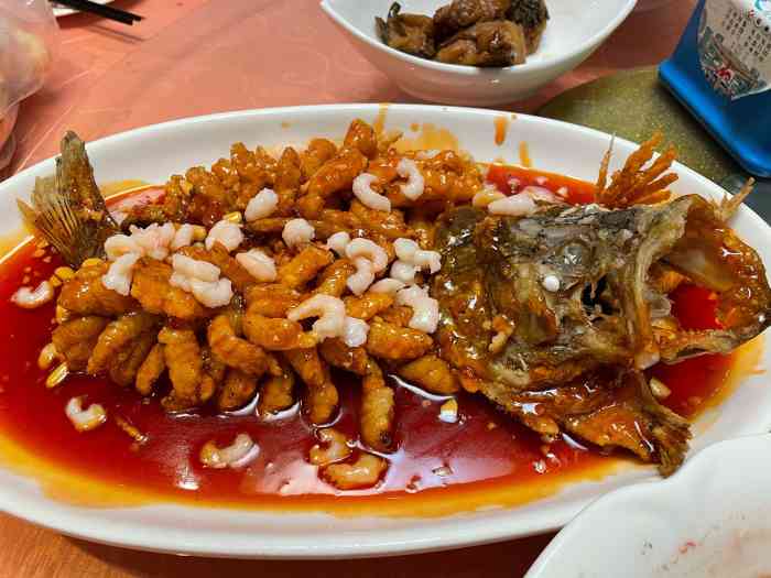 陈记家宴-"挺不错的一家饭店,价格也还比较公道,服务.