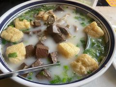 金陵鸭血粉丝煲-京城小江南·土菜馆·蒸白鱼(东四十条店)