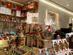 -VENCHI 闻绮(北京国贸商城店)