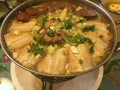 -闯关东东北农家菜(崂山石老人店)