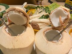 -润园四季椰子鸡火锅(卓越INTOWN店)