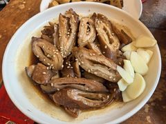 -老鼎万春卤菜(五代传承创始老店)