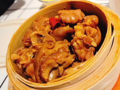 -卤校长重庆火锅(恒隆广场店)