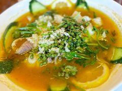 -龙悦湾酒家·八阵鱼生·渔人码头店