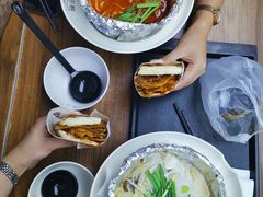 -碗主炭烧米线(交大二村店)