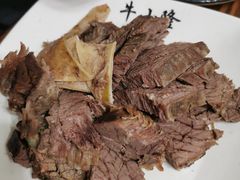 -牛小隆牛肉面馆(四牌楼店)