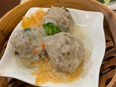 七彩鲮鱼球-点都德(聚福楼店)