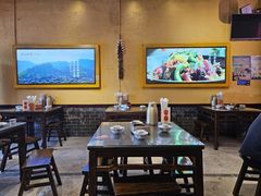 -富正毅三下锅·湘西韵味(天门山索道店)
