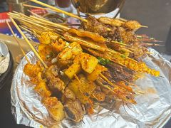 -何师烧烤Pro ·小龙虾·江湖川菜·精酿啤酒(太古里旗舰店)